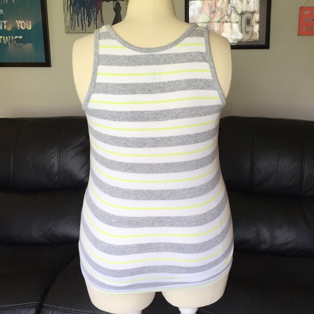COPY - BASICS! 🏷Gap Ribbed Tank🏷 - Picture 3 of 4